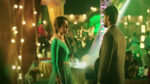 Kadhal Oru Aagayam Lyrics in Tamil