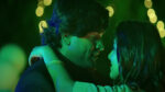 Neeyum Naanum Anbe Lyrics in Tamil